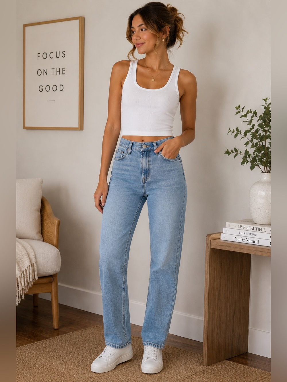 Abercrombie & Fitch The 90’s Straight Ultra High Rise Jeans Size 26” Light Wash